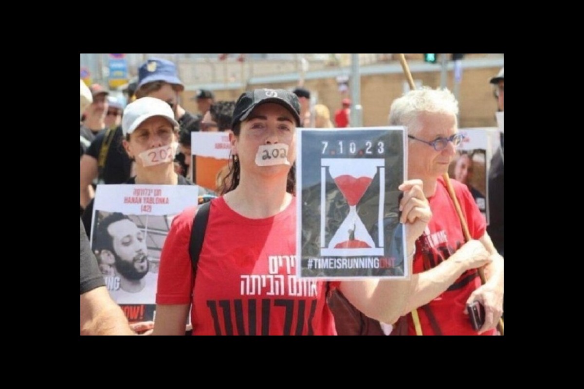 Continued Protests Against Netanyahu's Cabinet Policies Erupt in Tel Aviv