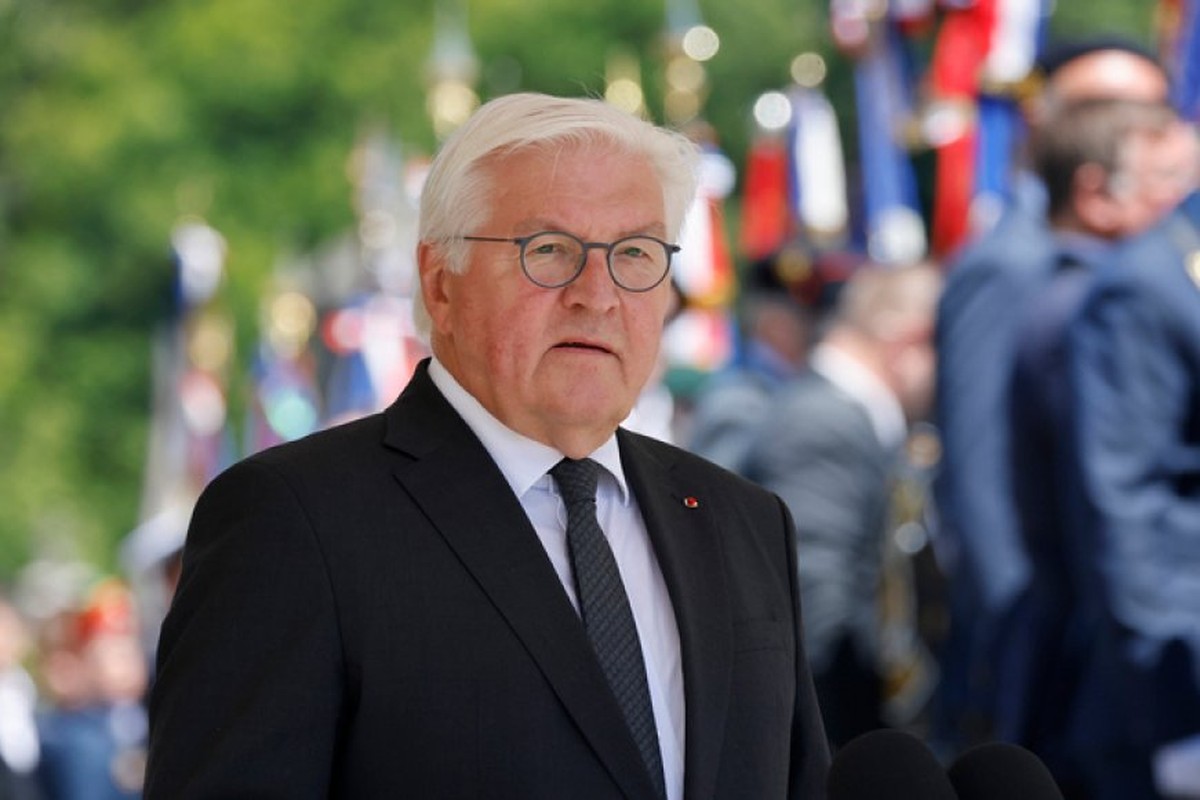 Президент Германии скучает по 1990-м и опасается, что националисты могут «разорвать Европу на части»