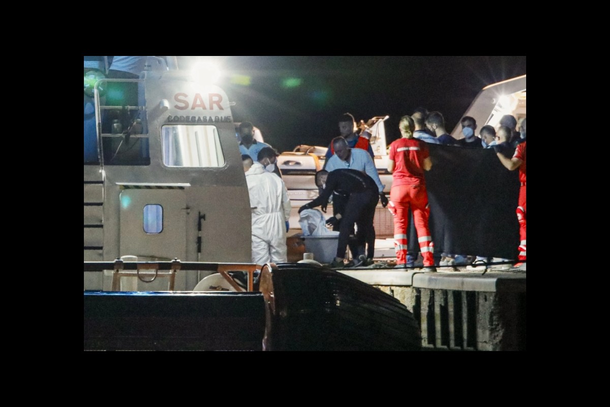 Italian Coast Guard Recovers More Victims from Shipwreck Off Calabria
