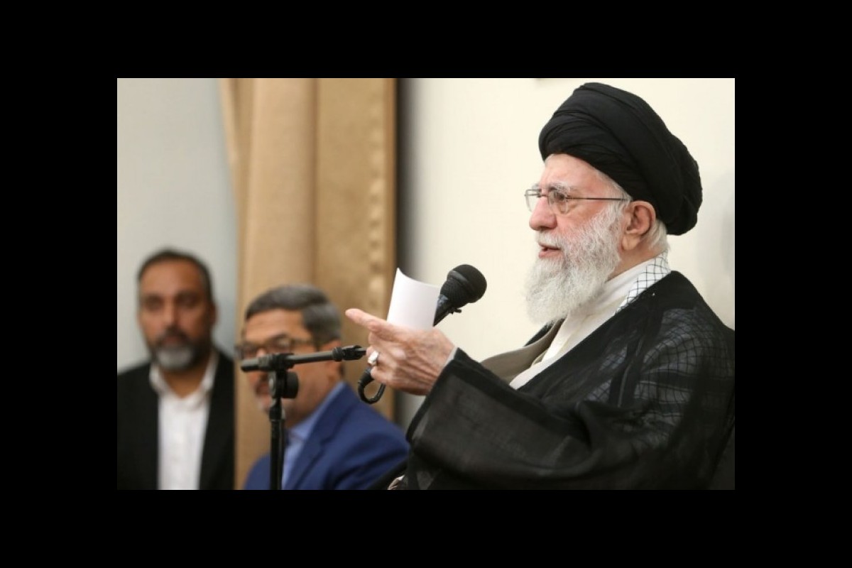Imam Khamenei: The movement of those defending the shrine is defending the ideals of humanity