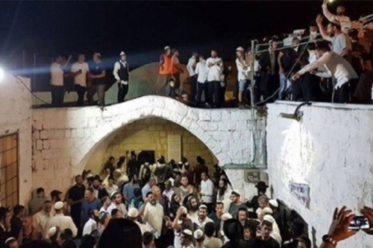 الصهاينة يقتحمون قبر النبي يوسف (ع) في نابلس