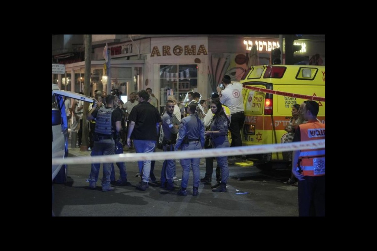 Drone Strike by Yemen's Houthi Rebels Hits Tel Aviv, Killing 1 and Injuring 10