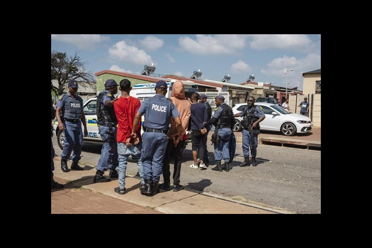95 Libyans arrested in South Africa in a suspected military camp