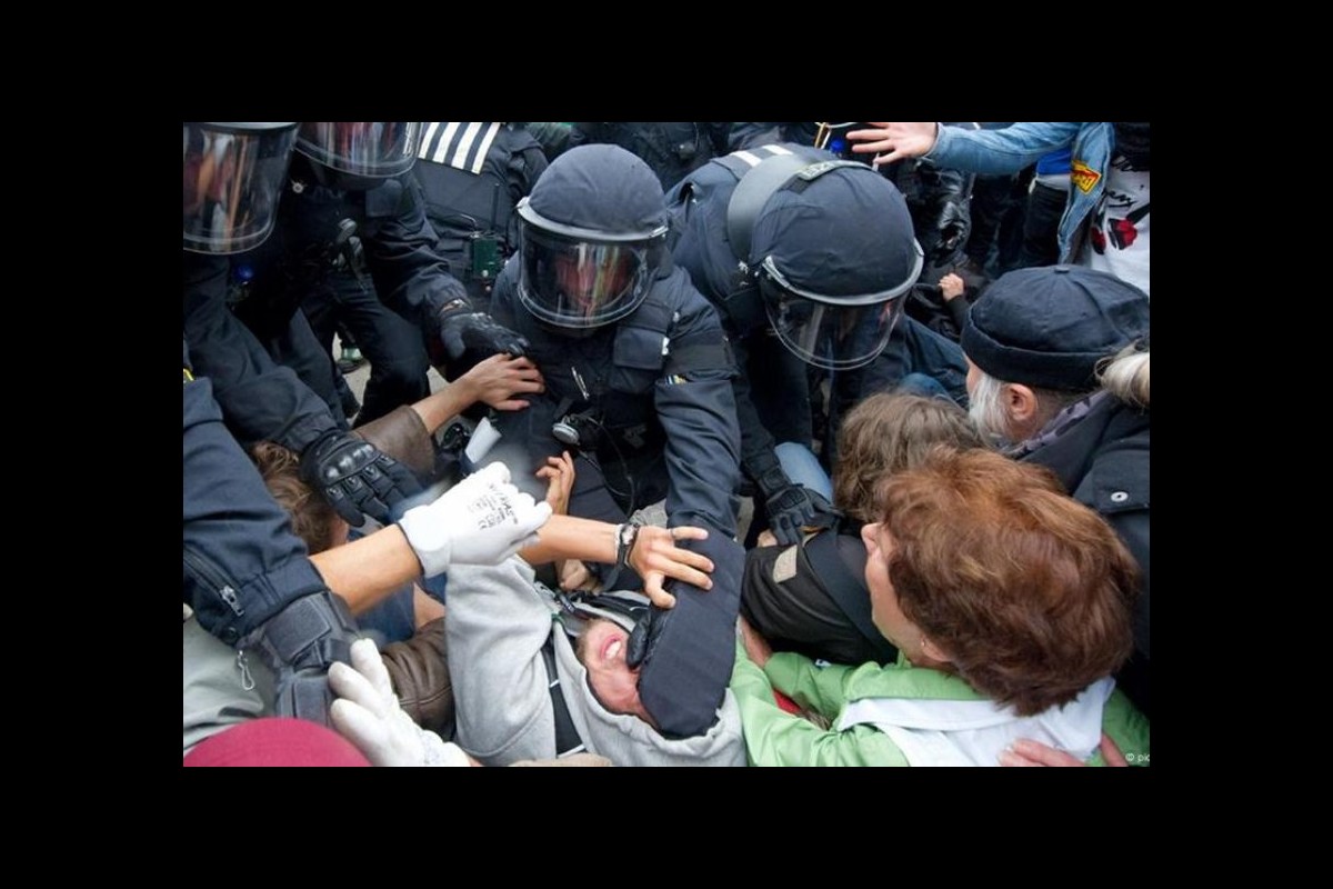 Allegations of Excessive Police Violence Against Protests in Germany