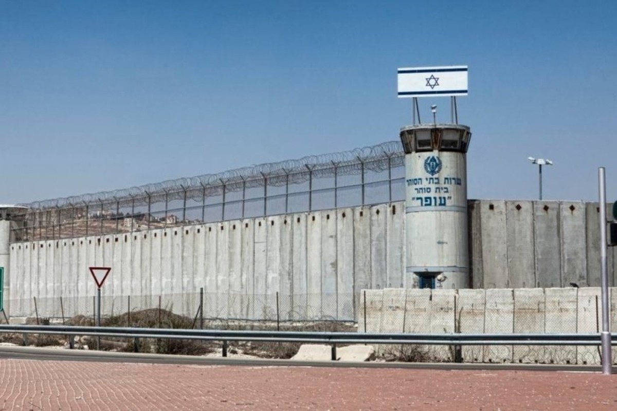 انتقال اسرای فلسطینی به یک زندان جدید