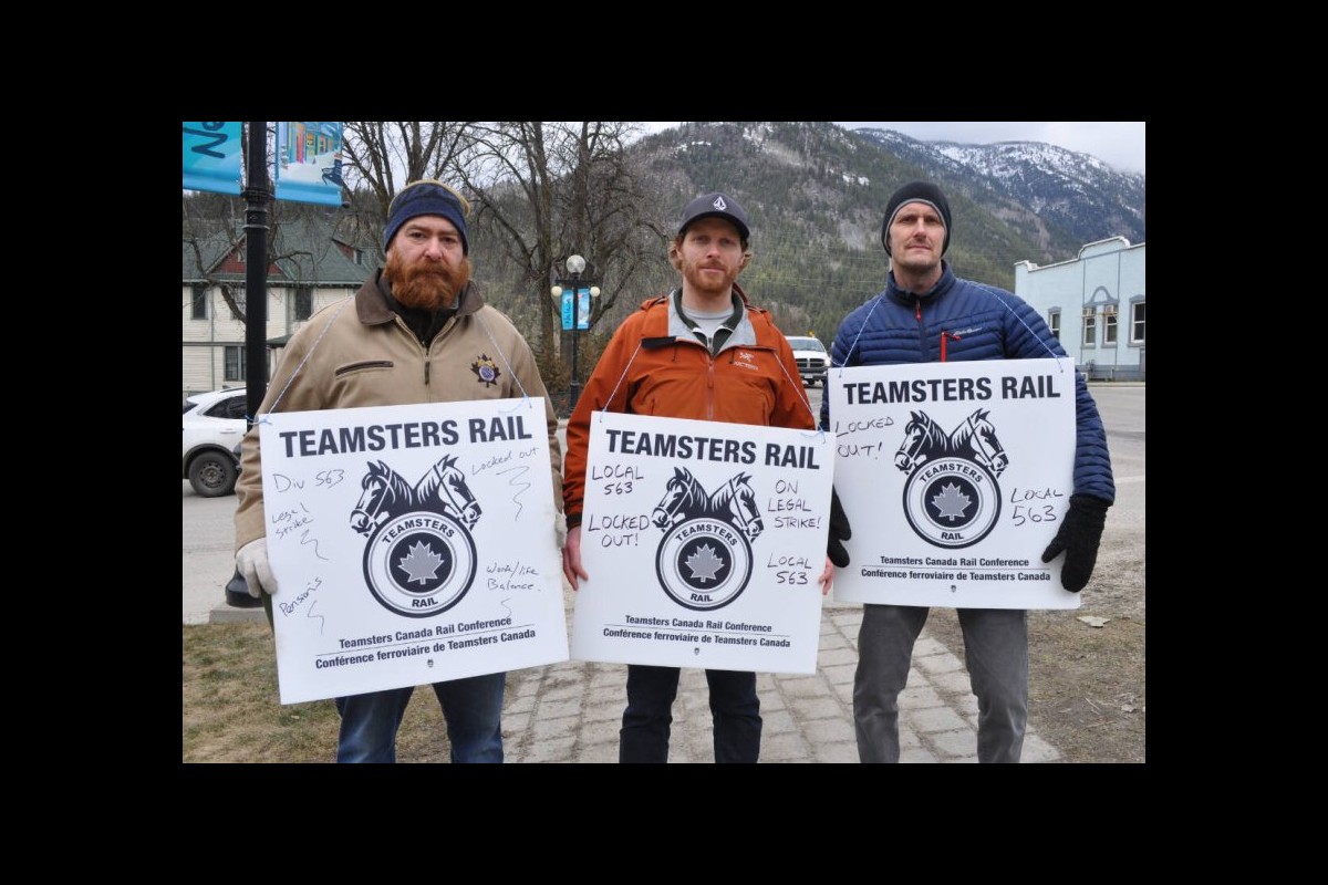 Canada’s Railway Strike Disrupts Trade and Supply Chains: Impact on U.S. Economy Looms Large