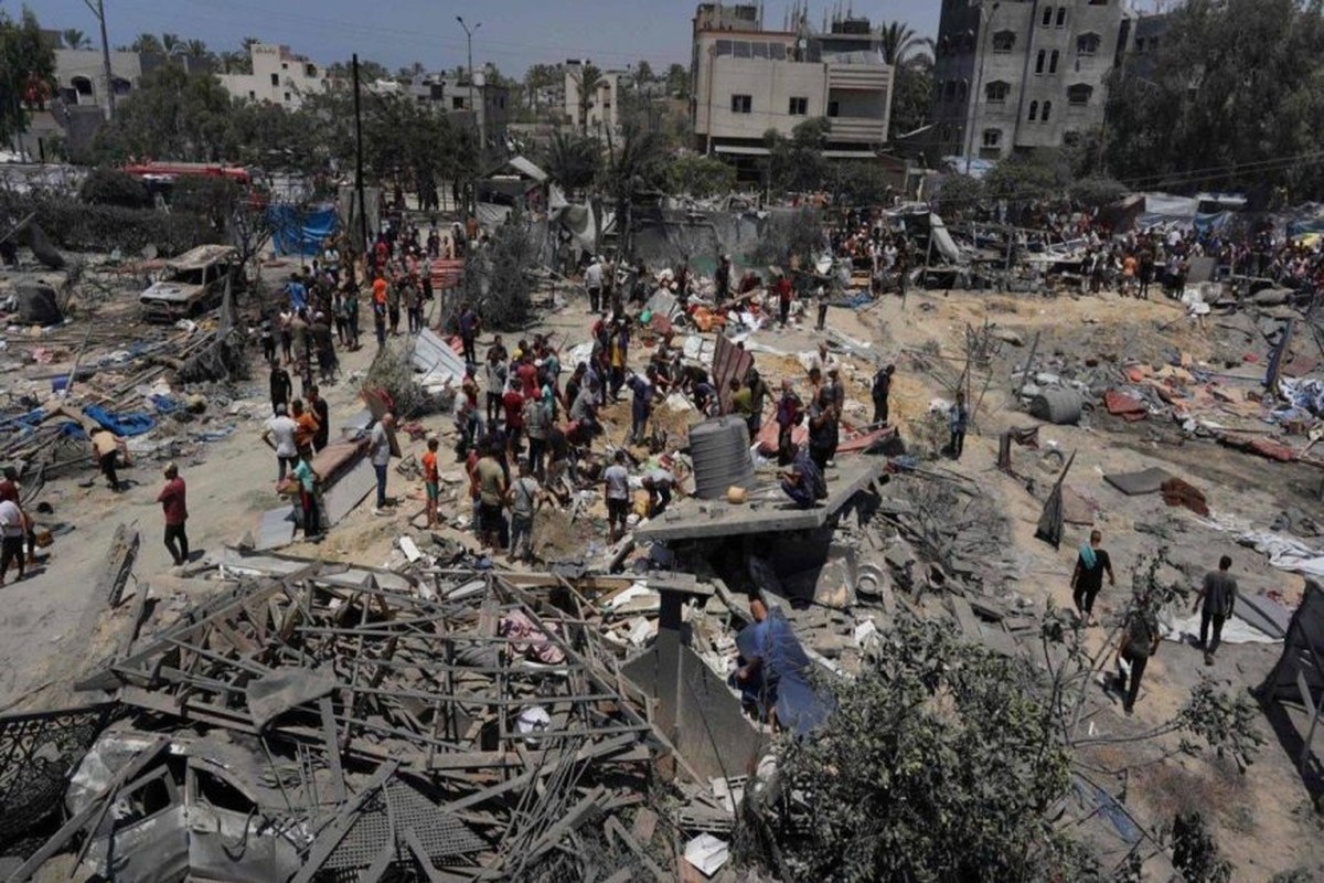 الاحتلال توغل مجدداً في رفح ونسف منازل فلسطينيين في حي الزيتون
