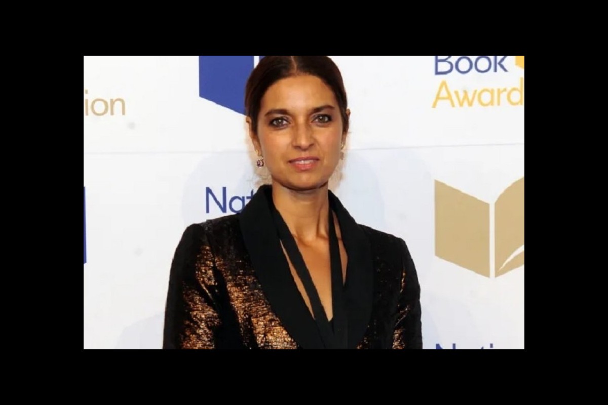 Because of the Palestinian keffiyeh...a famous writer turned down an American award