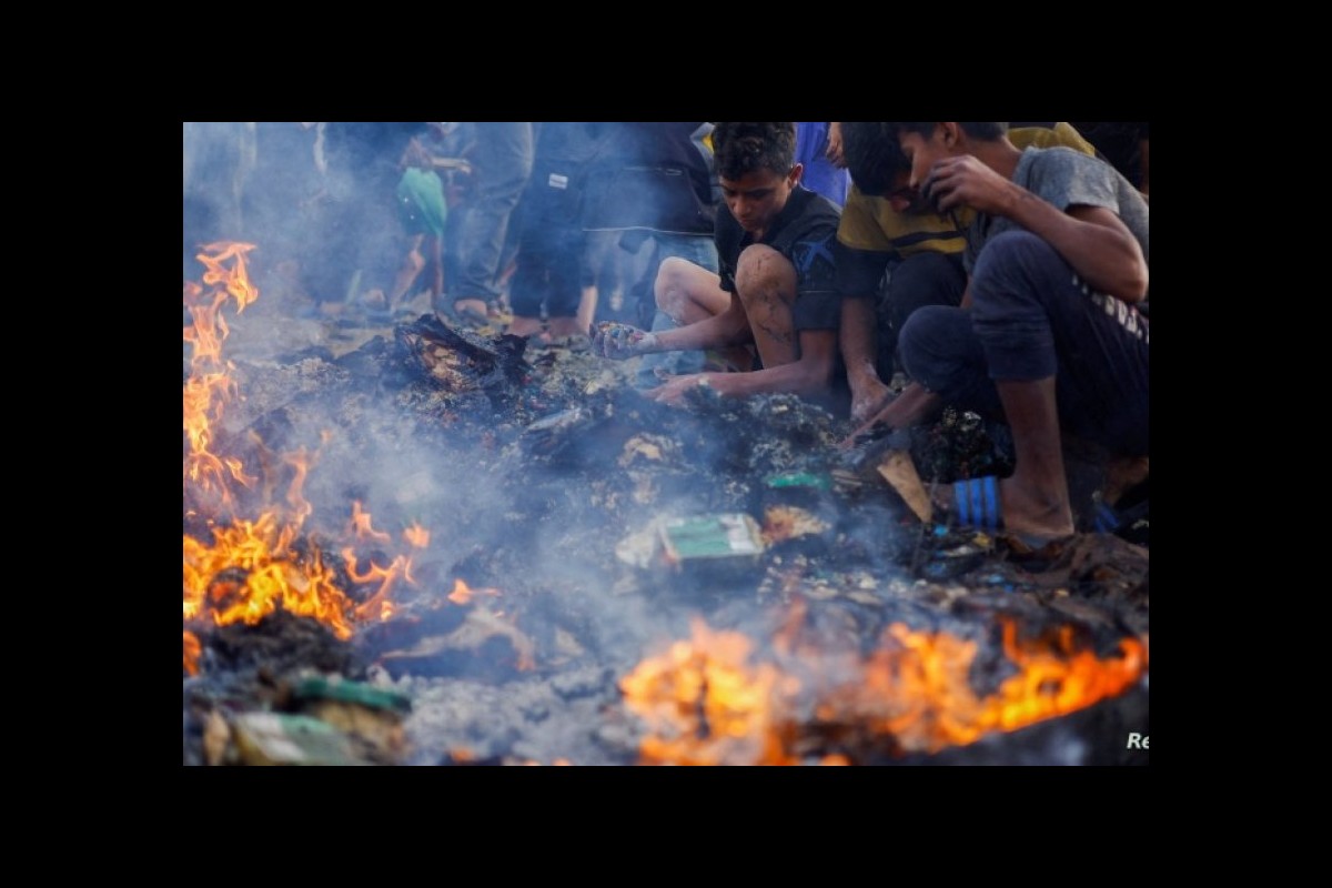 The United States is content only to express its dismay at the burning of Palestinian refugee tents in the Gaza Strip