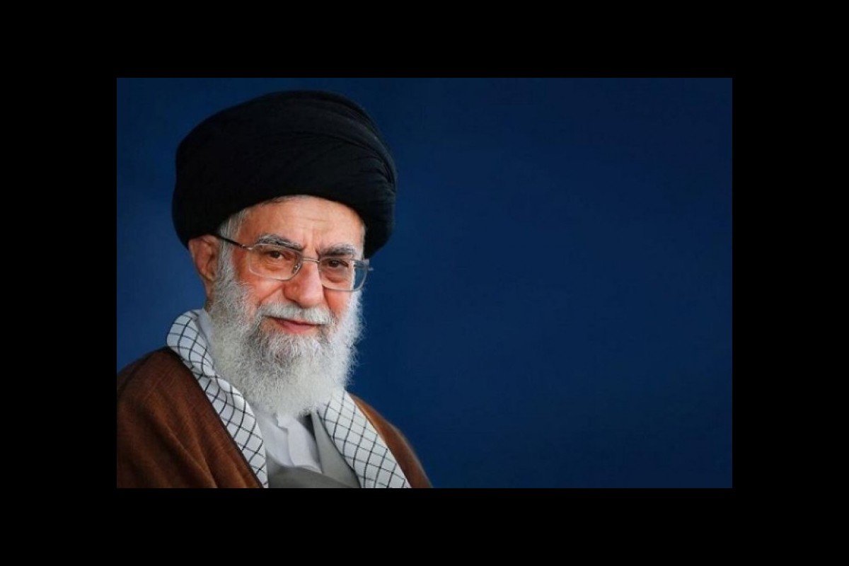 Imam Khamenei: Hezbollah is alive and growing