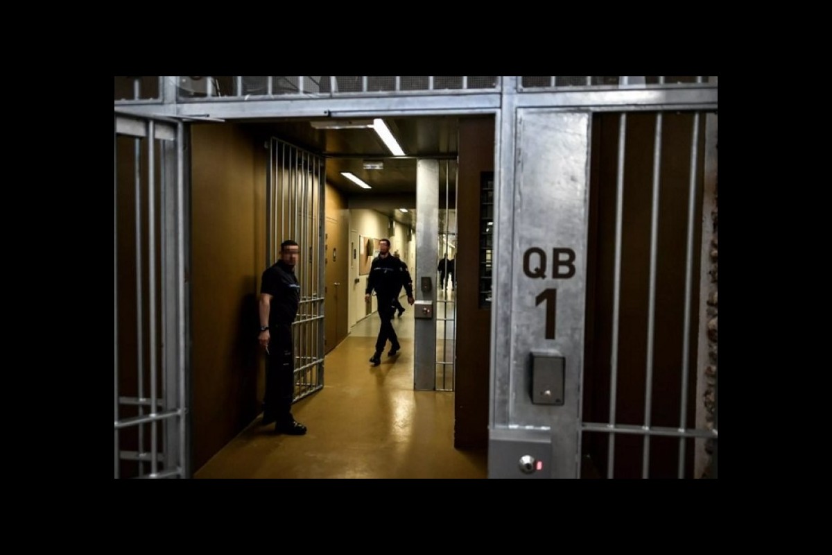 France's prison population breaks record as overcrowding worries grow