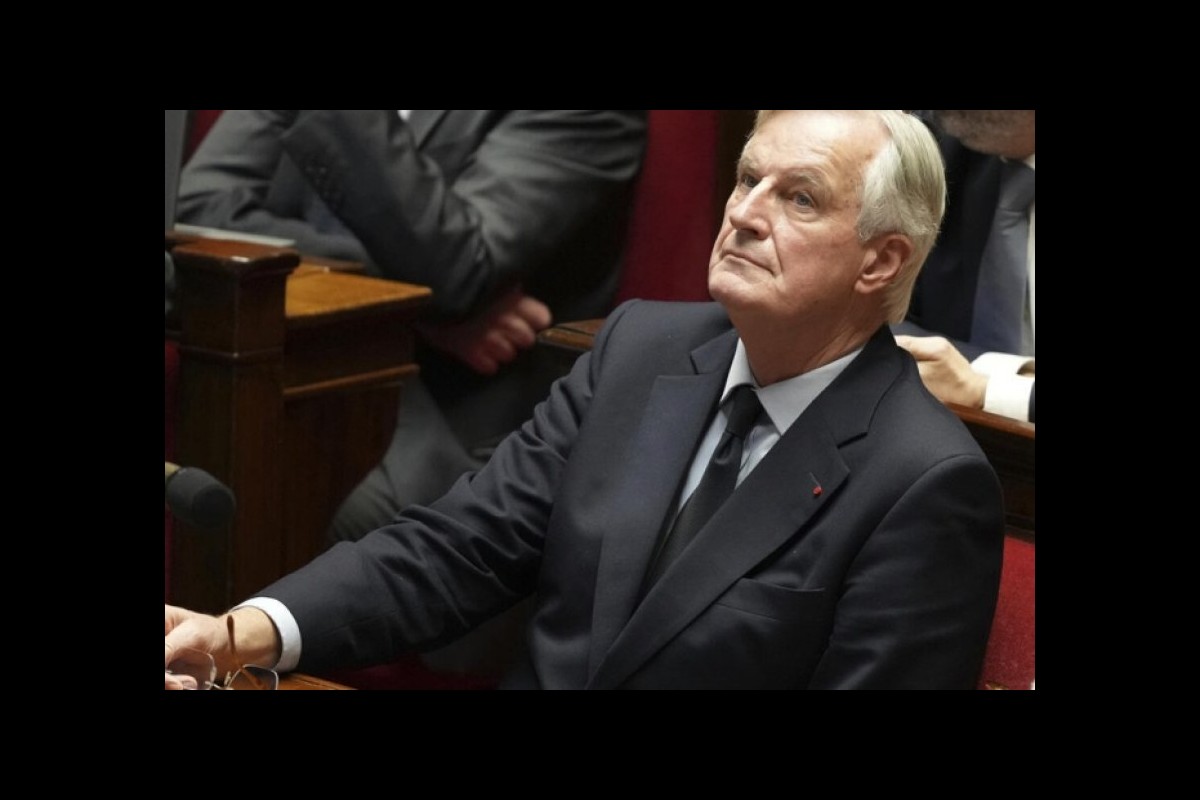 France: from tensions to political crisis