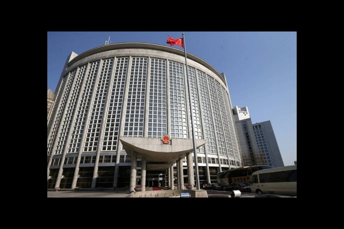 US should stop interfering in other countries' internal affairs: China