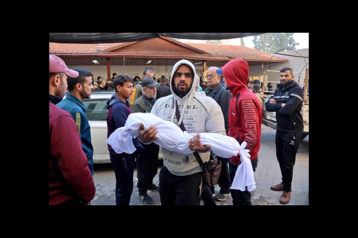 Pope Francis slams ‘cruelty’ of strike killing Gaza children