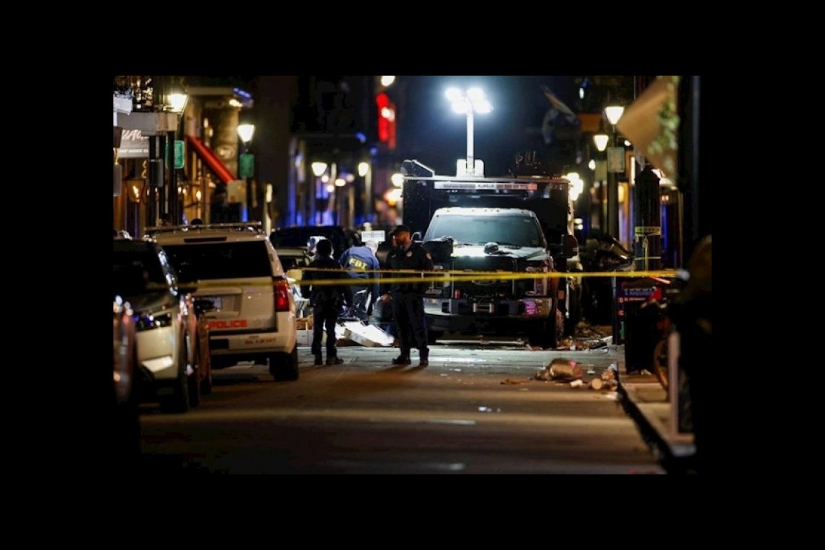 Warning about the security implications of the rupture in the US political atmosphere