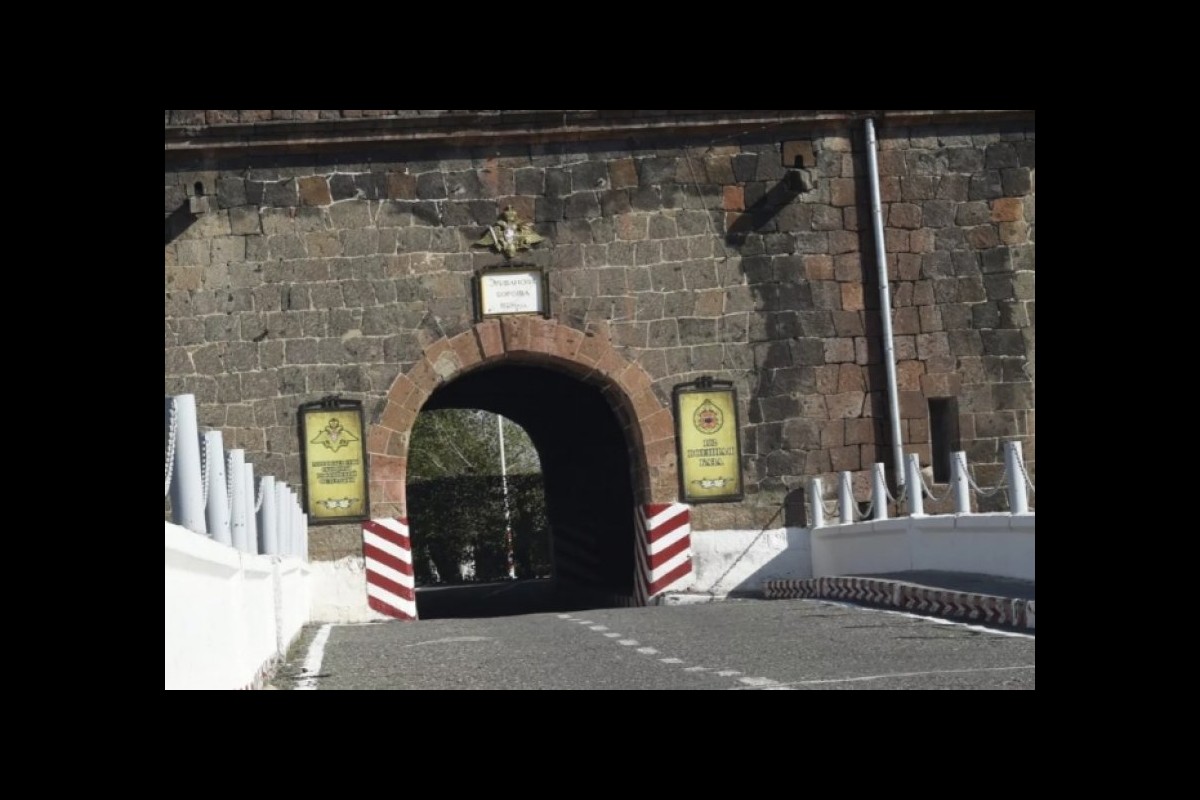 The issue of withdrawing the Russian military base from Armenia is not on the agenda: Mirzoyan
