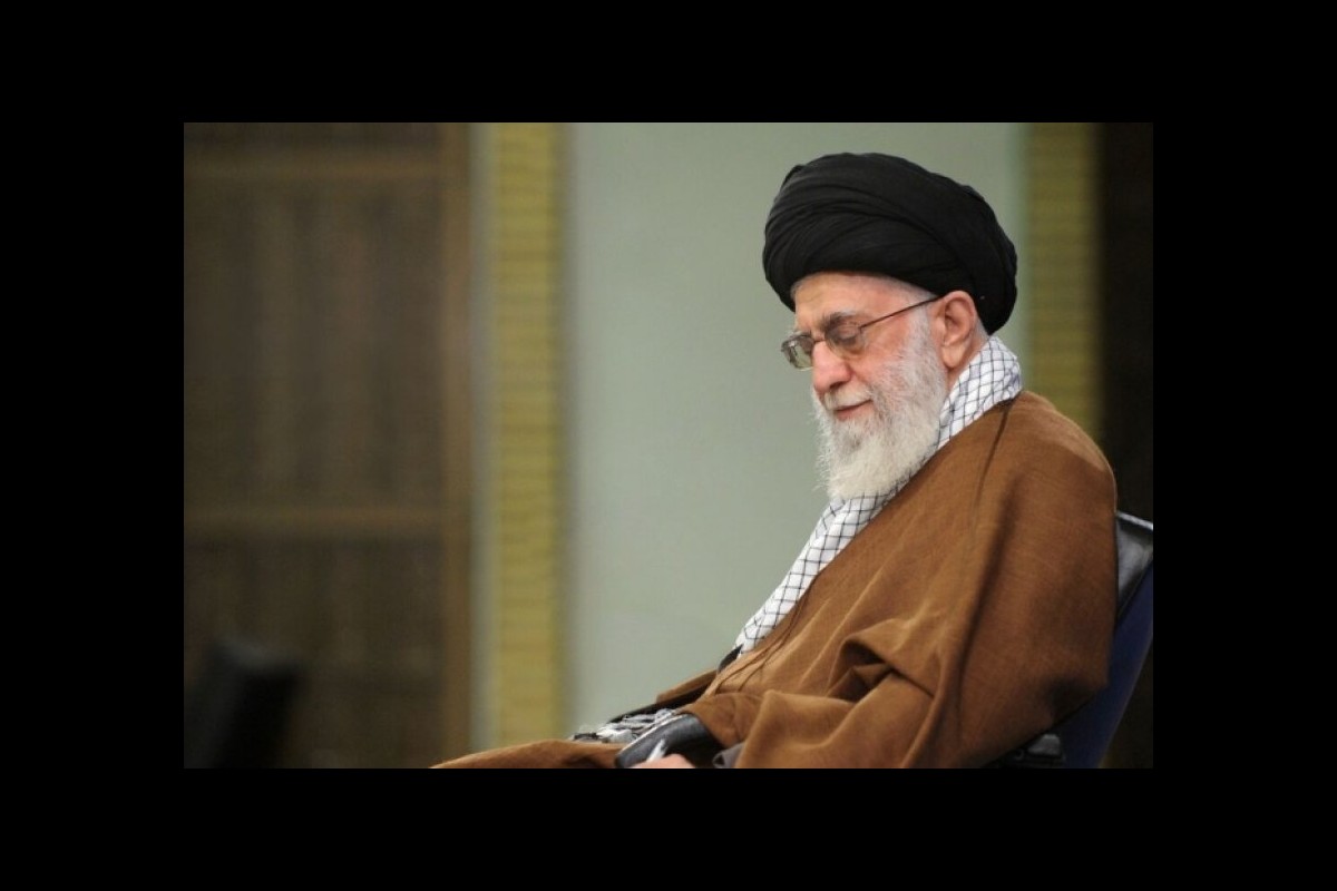 Revolutionary Leader offers condolences following the martyrdom of two Judiciary Judges