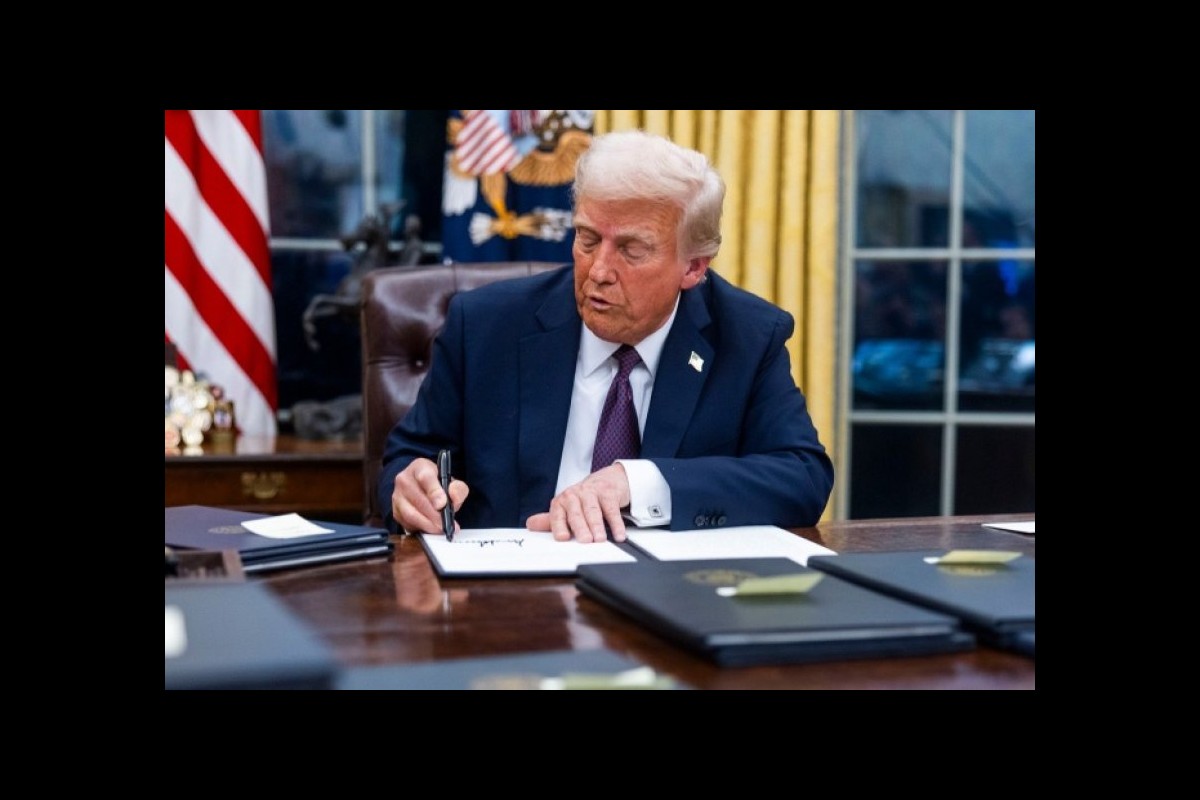 Human rights groups warn against Trump's order to ban Muslims from entering the US