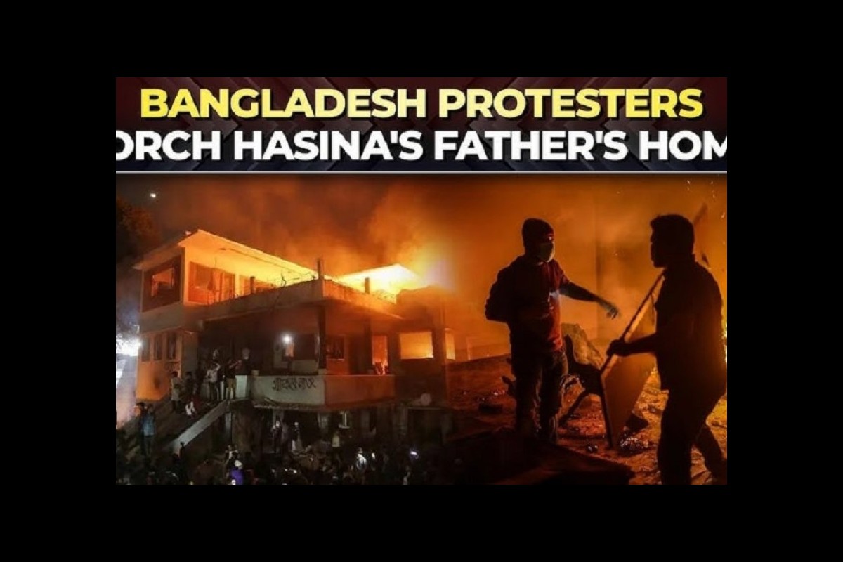 Protesters set fire to the house of Bangladesh founder Sheikh Mujibur Rahman