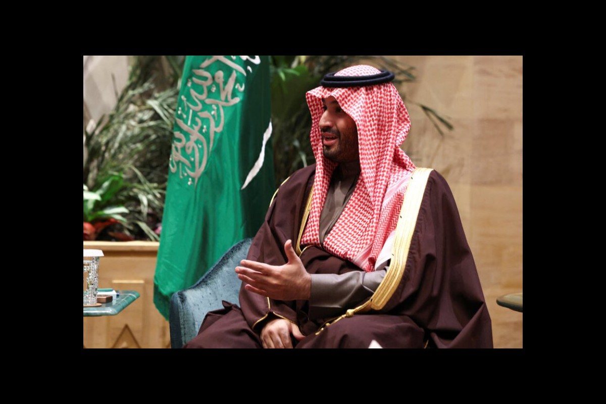 At Saudi Arabia's Table: Russia Rewrites the Rules Amid American Decline