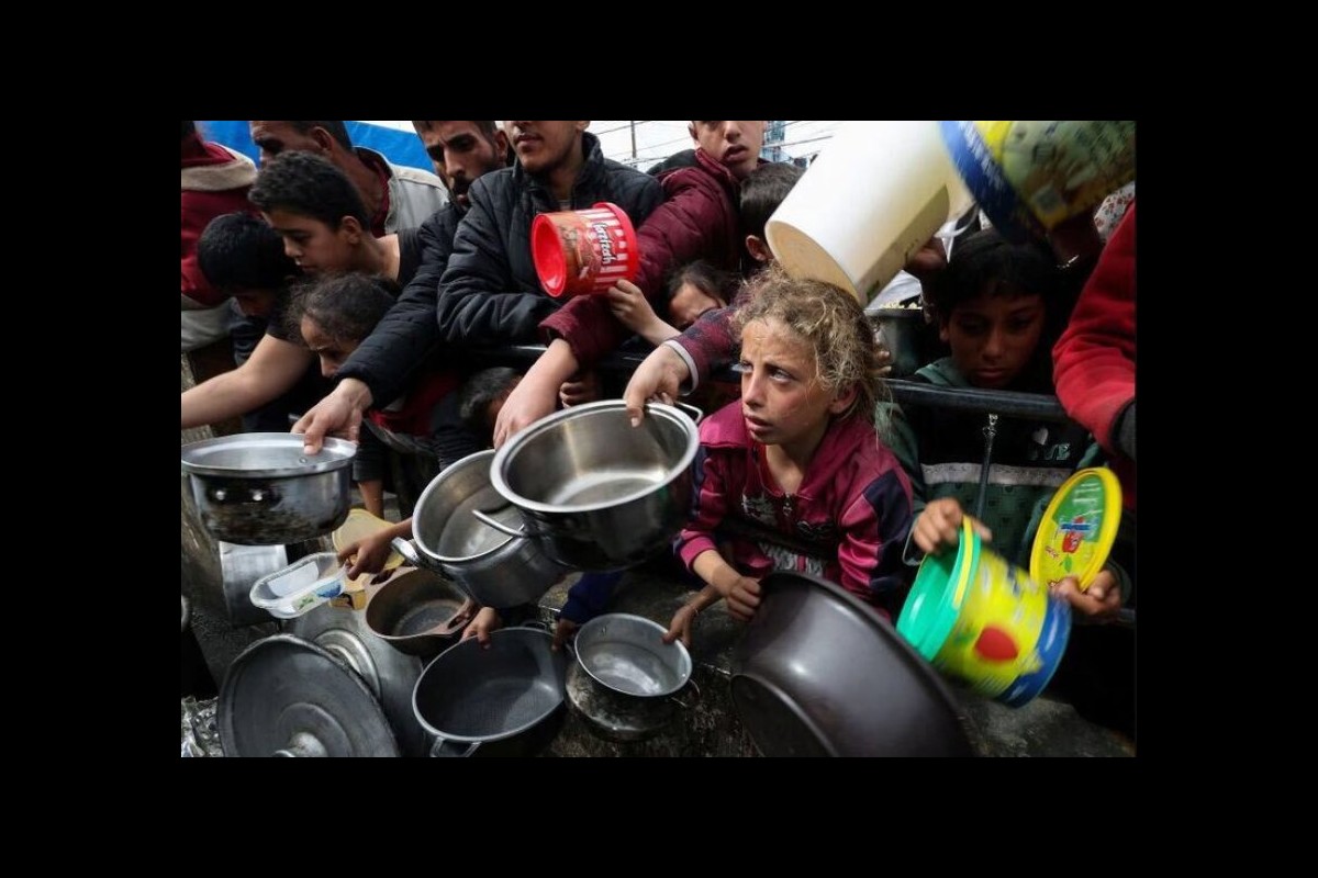 Ramadan in Gaza: Palestinians struggle to prepare iftar and dinner