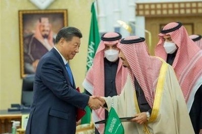 САУДИТЫ В ОБЪЯТИЯХ КИТАЯ И СМЕНА АМЕРИКАНСКОЙ СТРАТЕГИИ