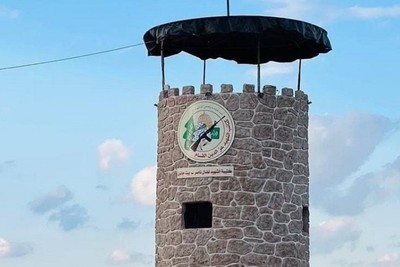 Construction by Palestinians of new observation towers in illegal Zionist neighborhoods