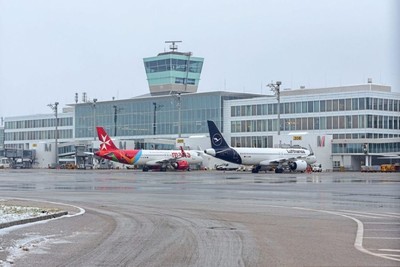 Airport strikes paralyze German air traffic on Friday