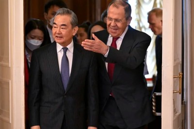China defends growing ties with Russia