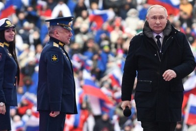 Putin promises to strengthen Russia's nuclear forces