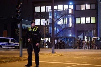 At least 7 dead and several wounded in deadly shots at German church