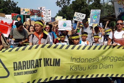 protests by students and parents break out in Indonesia