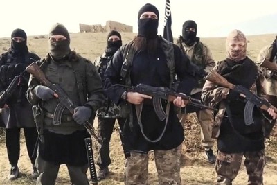 داعش ۱۵ نفر را در سوریه سر برید