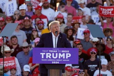 Trump calls 2024 election 'final battle' at first official campaign event
