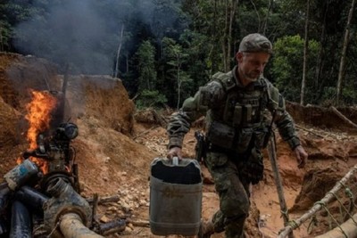 Amazonia, on the front of the war against illegal miners who kill a people