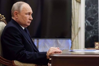 Putin accuses West of building "new axis" similar to World War II