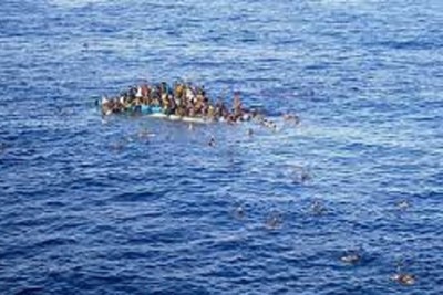 Migrants crisis: "500 at risk off Libya"
