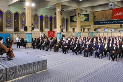 Dignity in Foreign Ministry means denial of diplomacy of submission