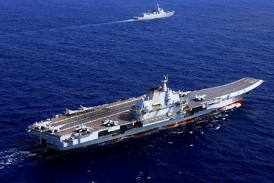 Taiwan, Chinese warships pass through the Strait