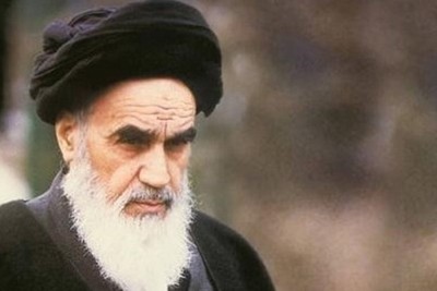 البعد السياسي الرسالي في شخصية الإمام الخميني (قده)