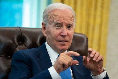 USA-Biden praises the agreement to avoid default