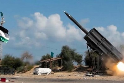 المقاومة بغزة تجري تجربة صاروخية في إطار تطوير قدراتها العسكرية