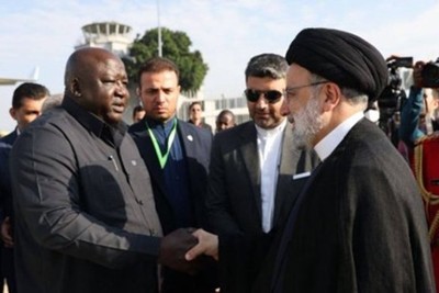 الرئيس الايراني يتوجه الى زيمبابوي في المحطة الثالثة من جولته الافريقية