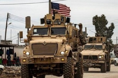 Arrival of 2 convoys with US military equipment from Iraq to Syria
