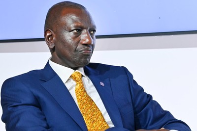Kenyan president bans opposition rallies