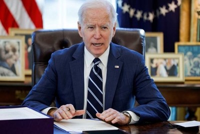 US auto industry strike, Biden under indictment for handling green transition