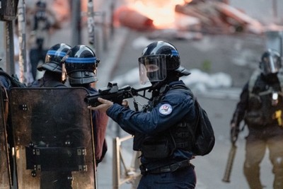 France: national holiday under high tension