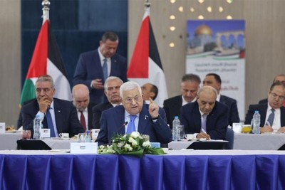 Examining the Dual Objectives of Mahmoud Abbas' Visit to Egypt