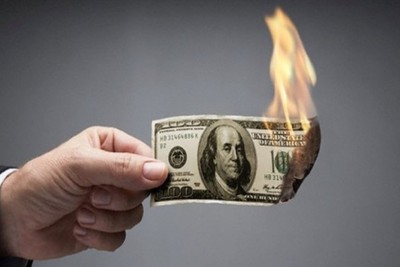 The insistence of the President of Brazil to kick the dollar currency in international trade