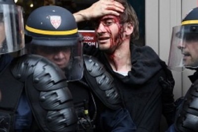 France, arrest of 5 policemen